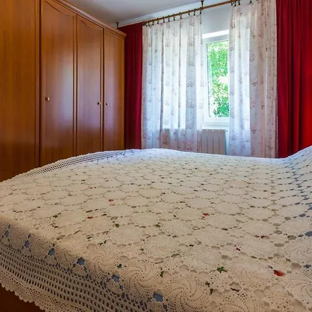 Tomasek Apartment