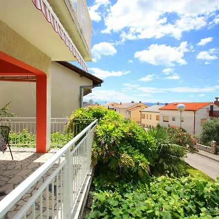 Tomasek Apartment *